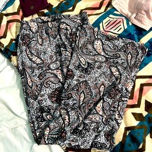 bell bottom leggings